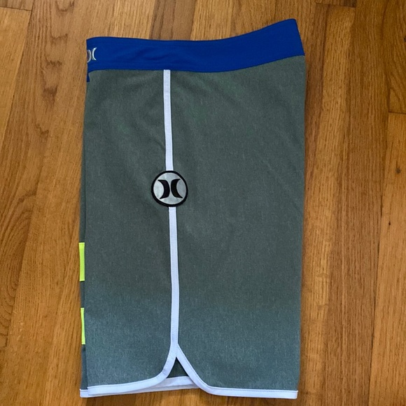 Hurley Phantom NWOT - Picture 3 of 16